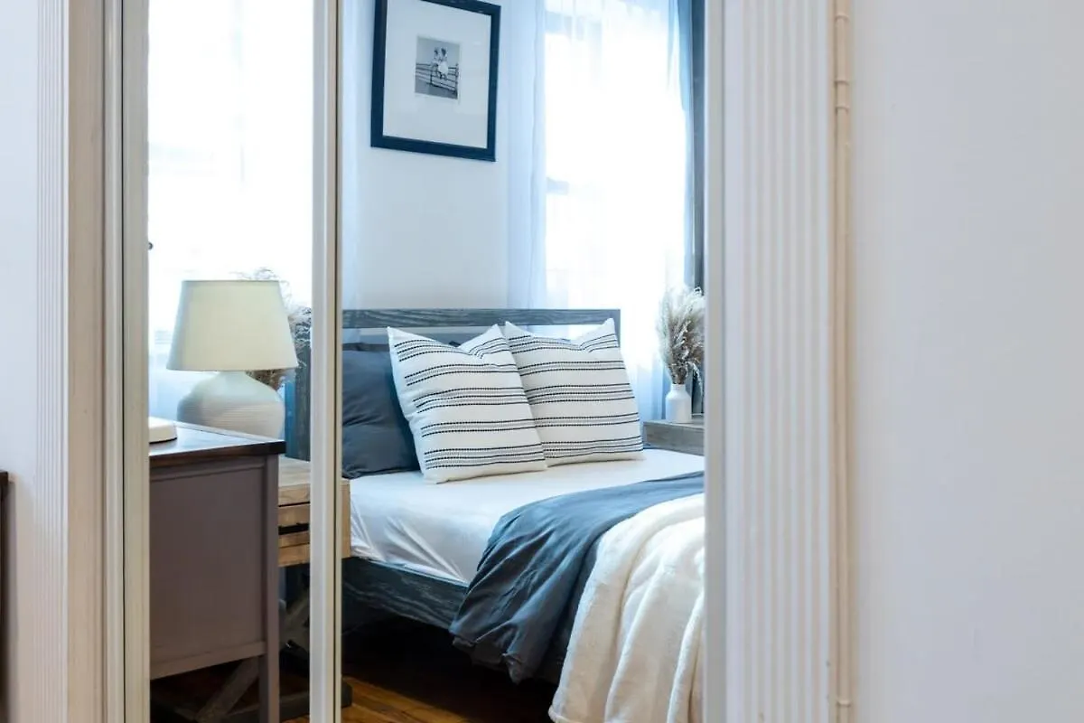 Apartment 350-Ga Spacious Studio Gramercy Sleeps 3 New York United States