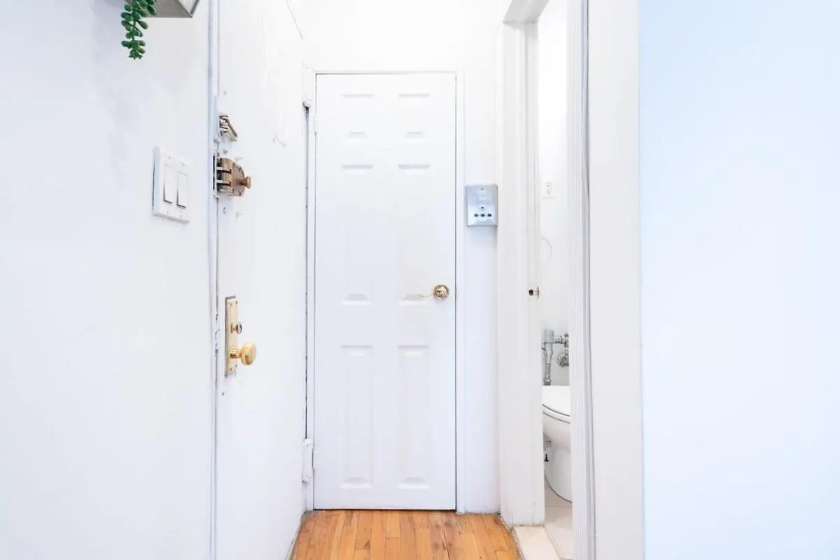 Apartment 350-Ga Spacious Studio Gramercy Sleeps 3 New York